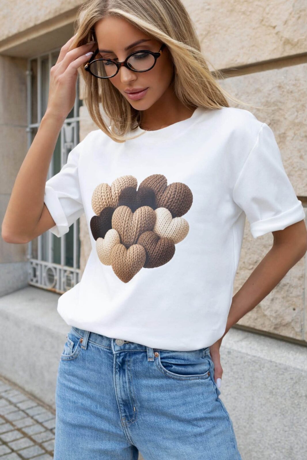 T-shirt print serduszka Biały - obrazek 2