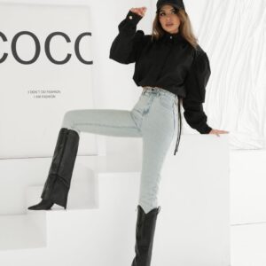 Czarny